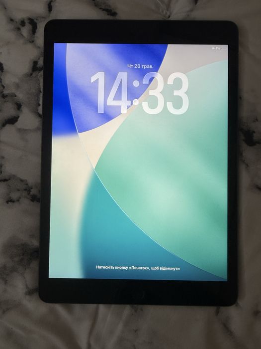 Ipad 9 2023 батарея 93% ідеал