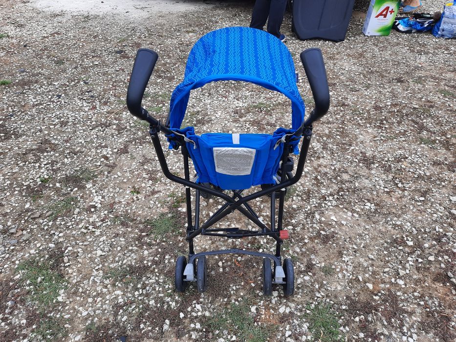 Carrinho de passeio Chicco em ótimo estado.