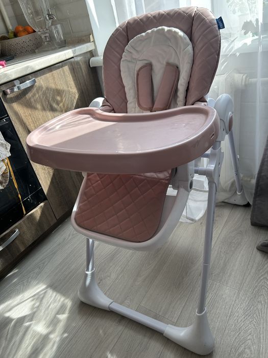 Стільчик для годування Bambi M 3890 рожевий (M 3890 rosette QT)