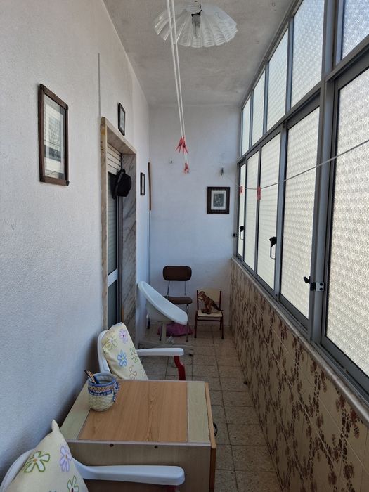 T2 em zona calma com arrecadação – ideal para viver perto de Lisboa
