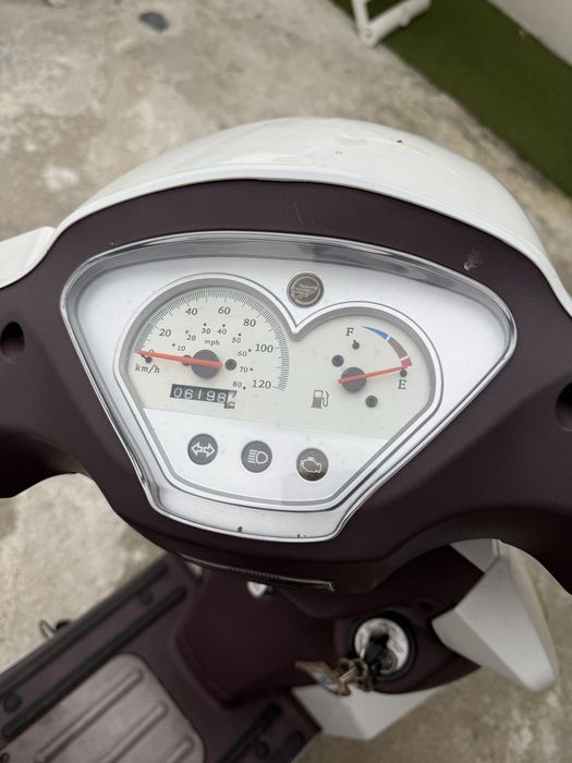 Keeway Zahara 125cc – Branca/Castanho – 6.198 km