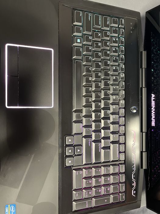 Laptop Dell Alienware 17cali