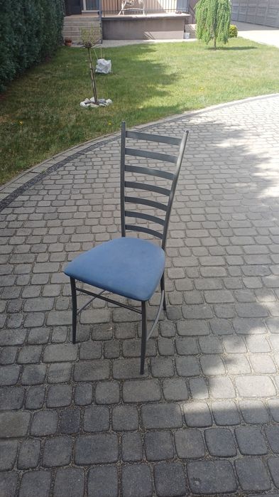 Krzesła 7 sztuk. Sprzedam tanio. 200zł