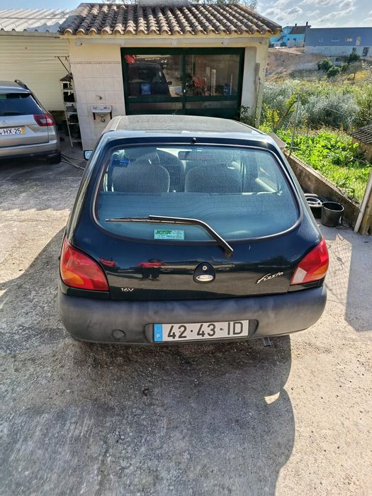 Vendo Ford Fiesta