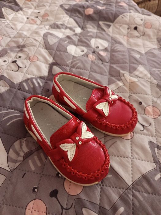 Отдам даром детские вещи