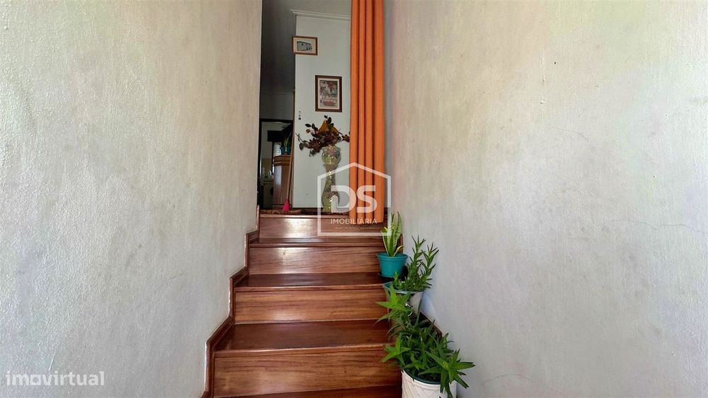 Moradia Isolada T5 Venda em Vilar do Torno e Alentém,Lousada