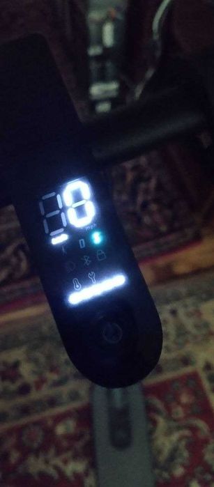 Электросамокат Xiaomi Mi Electric Scooter Essential Black