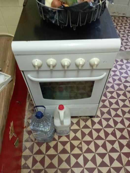 Vendo recheio de casa, só aceito dinheiro na  mão no ato do levantamento dos artigos
