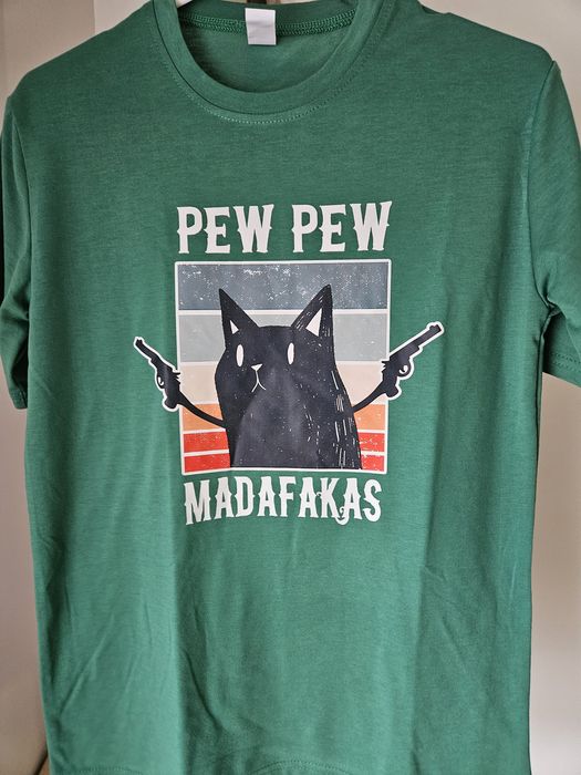 Várias T-shirts novas tamanho S