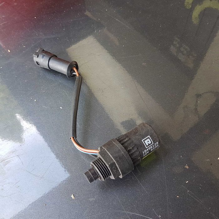 CZUJNIK PRĘDKOŚCI FSO 125p POLONEZ lublin Abimex Bosch Nowy oryginalny