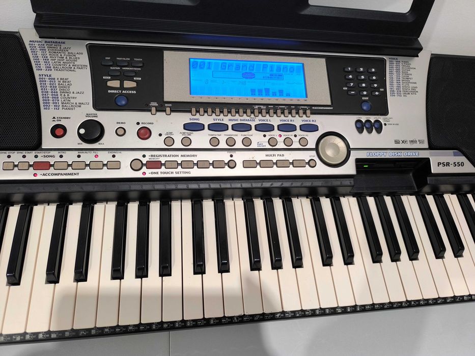 Keyboard Yamaha PSR 550 Dynamiczna klawiatura