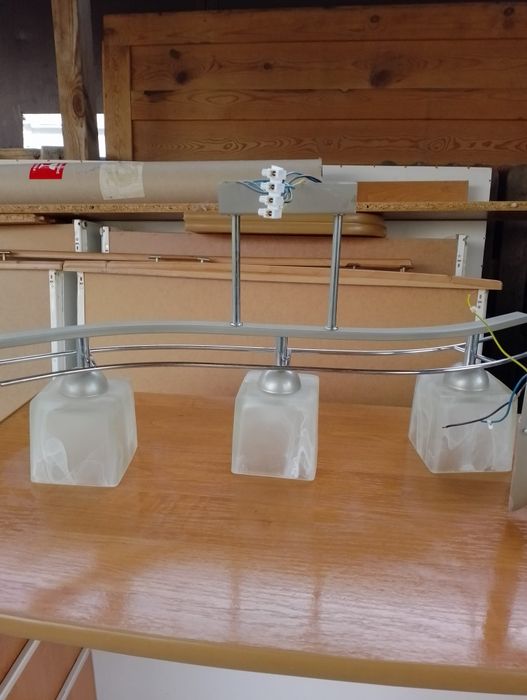 Lampa sufitowa i klinkiet