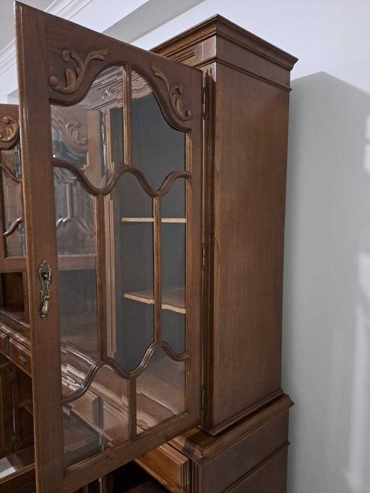 Louceiro antigo em bom estado