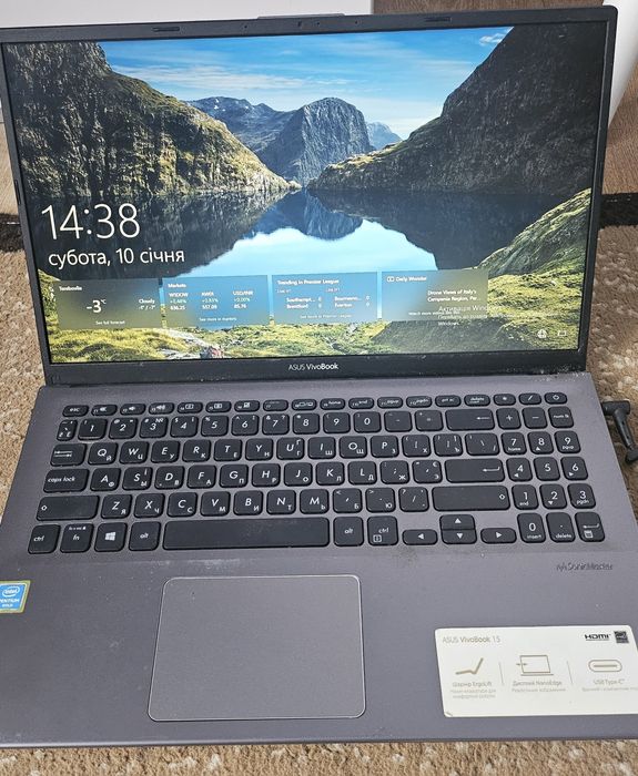 Asus ноутбук  Pentium Gold 4417U 4gb RAM / 256 SSD