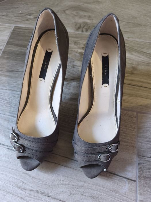 Sapatos Zara  -  Tamanho 37