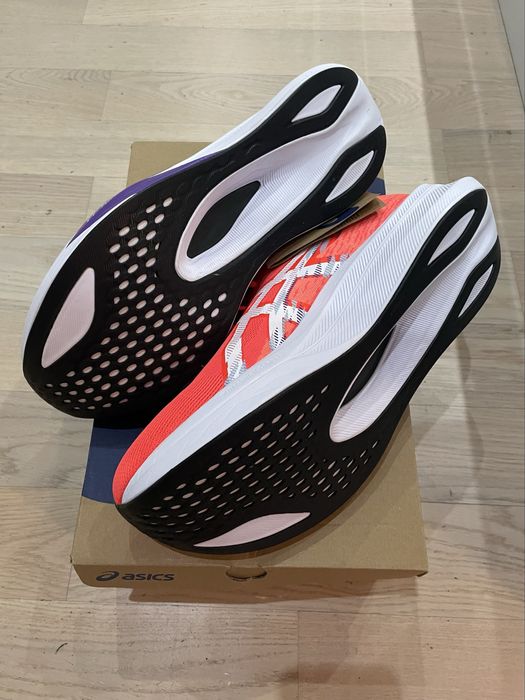 Asics Magic Speed 4 (46 EU/29 cm)