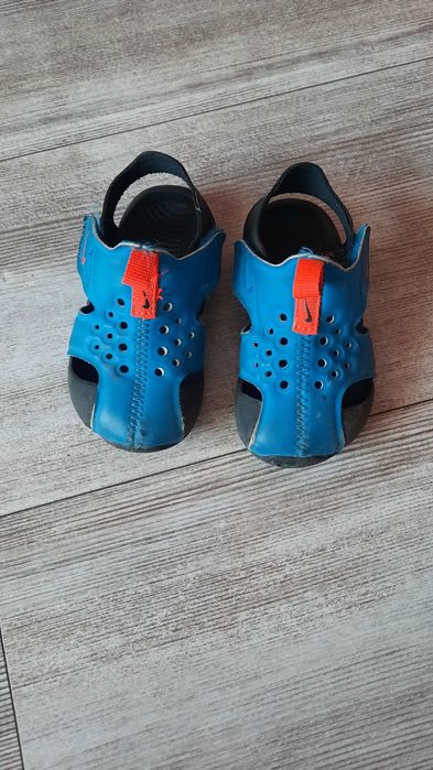 Sandały nike rozmiar 21
