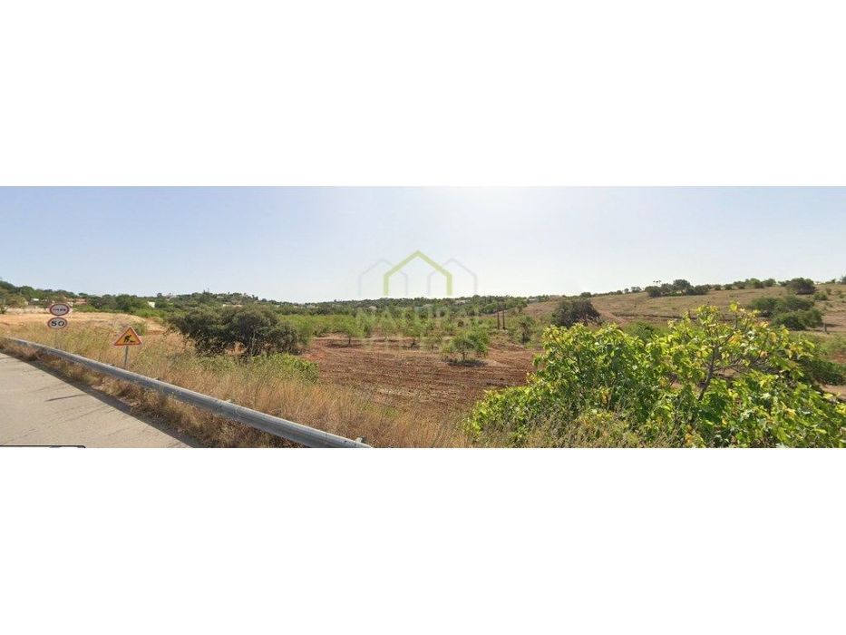 Terreno às portas da Cidade de Loulé