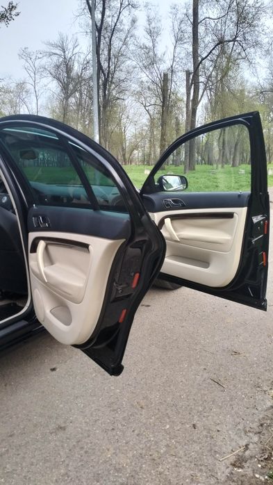Skoda Superb 2004г