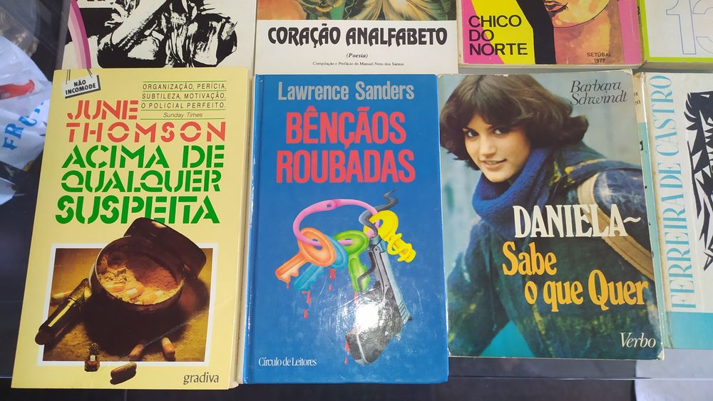 9 livros antigos 9,99€ cada