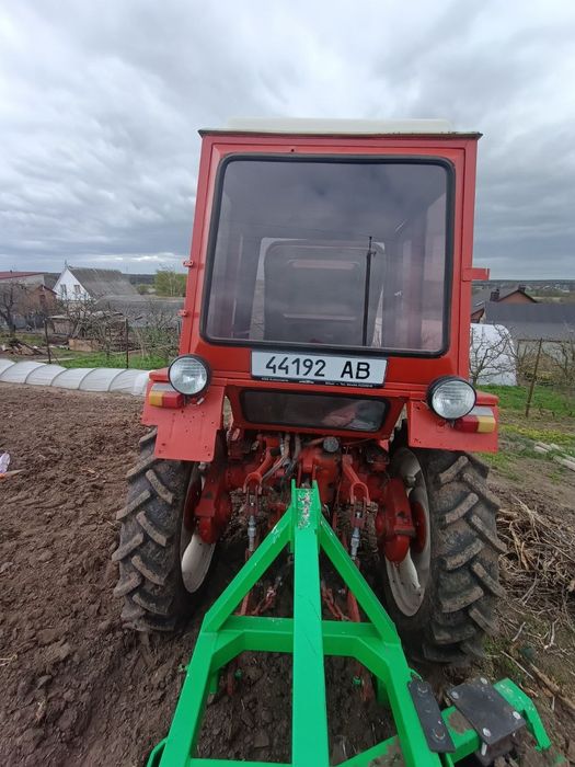 Продам Трактор Т 25 з дисками Bomet 1.5м