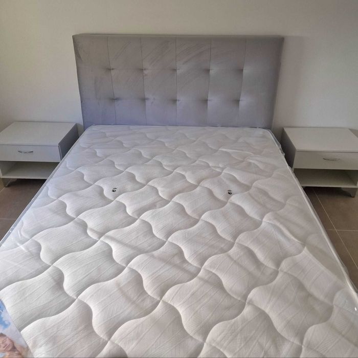 Camas de Casal Estofadas de Luxo 199€ Disp. em Várias Cores! 190x140m!