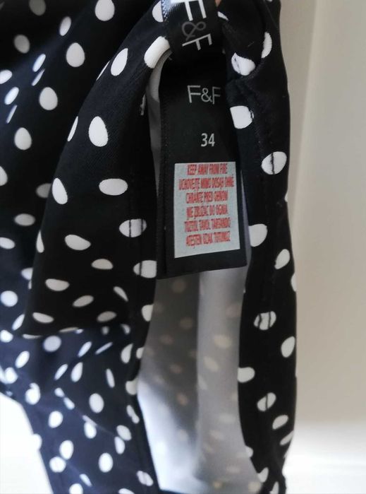 Strój kąpielowy jednoczęściowy w grochy, rozmiar 34, XS