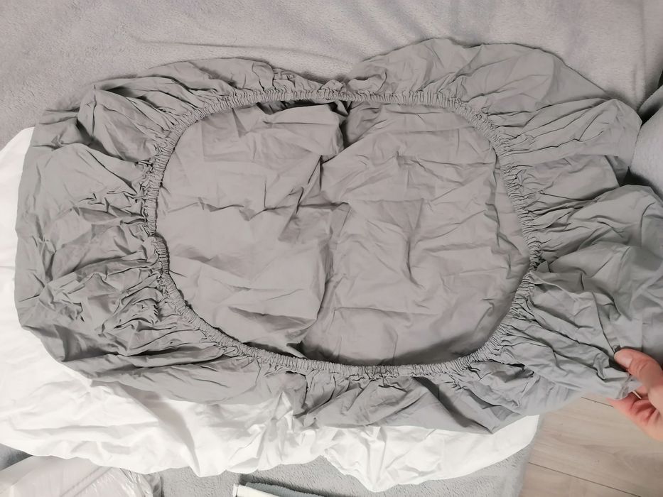 Простинь на ліжко простинь на каляску непромокаюча на резинці