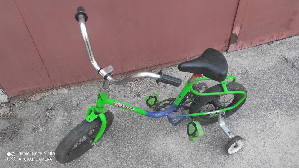 Велосипед навчальний