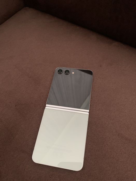 Samsung Flip 5 на запчастини або як планшет