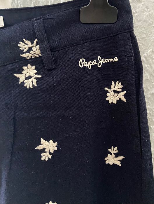 Spodnie z lnem Pepe Jeans