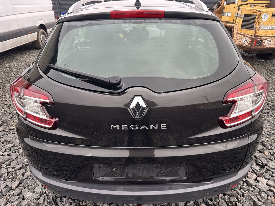 Крышка багажника ляда Renaut Megane 3