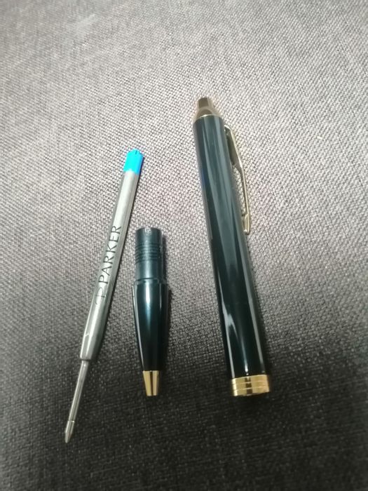Ручка шариковая Parker