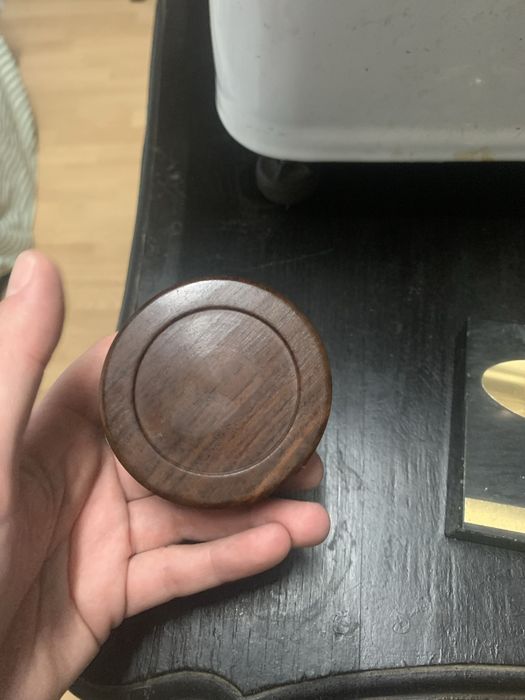 Guarda joias em pau santo com aplicação em prata