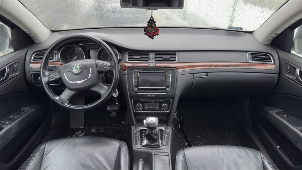 Торпеда Панель Skoda Superb 2 2008 2012 Суперб 2  Безпека  Консоль