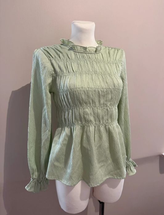Bluzka falbanki mankiety pistacjowa S