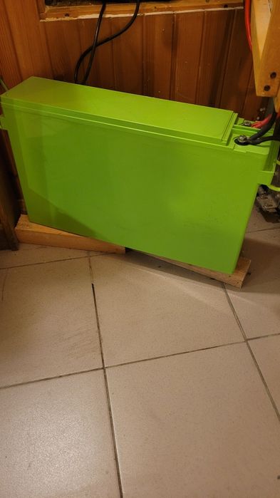 Аккумулятор. MONBAT. 12V. 190Ah.