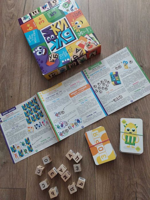 Гра настільна з дерев'яними кубиками Буквики