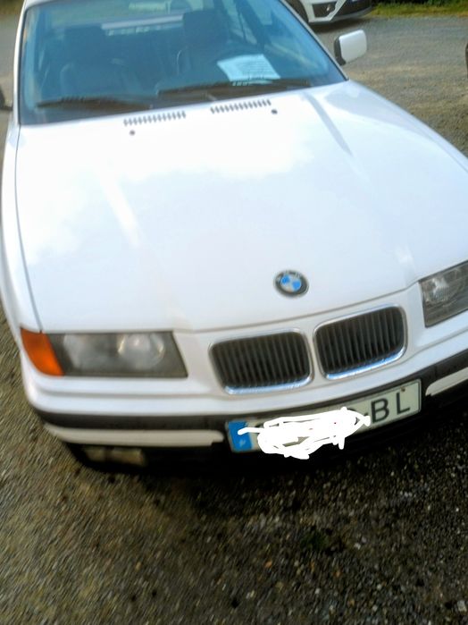 Vendo BMW 318 E36