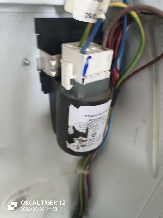 Запчастини до  пральної машини indesit wiun 100
