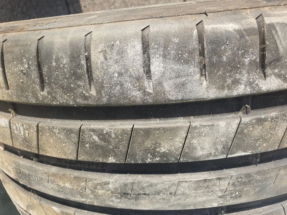 PNEU KUMHO 255-30 ZR19