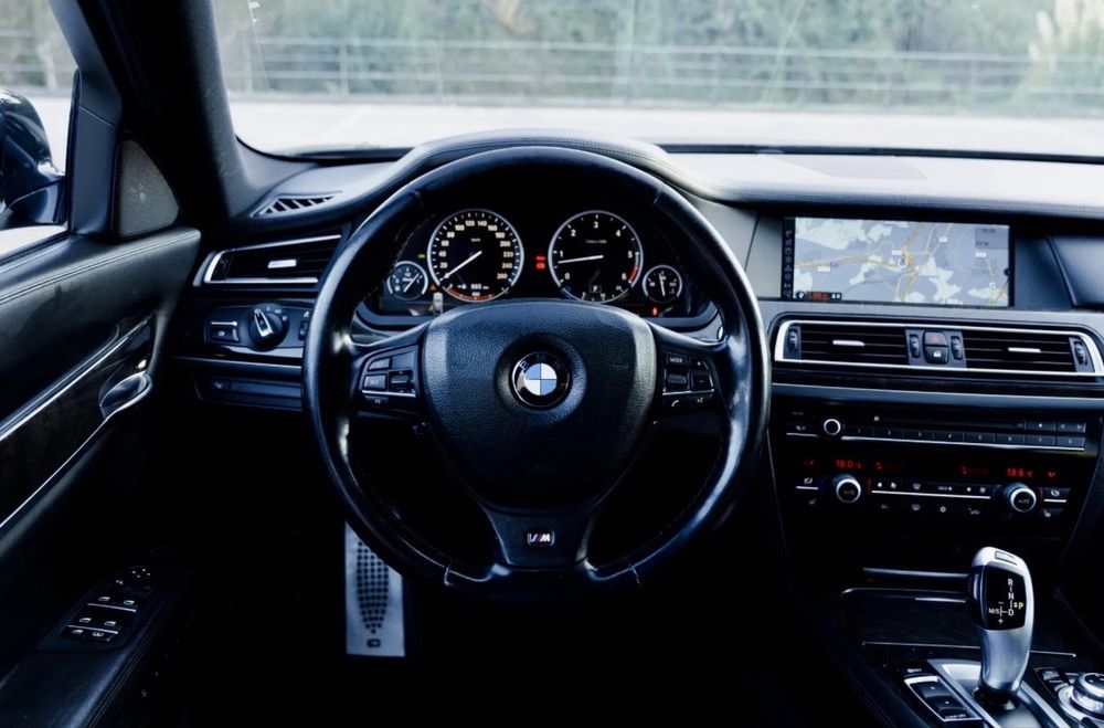 Bmw 740D - Pack M full extras  - 2011
