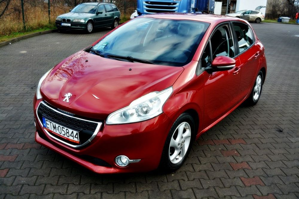 Peugeot 208 Polski salon, LPG, Czujniki parkowania
