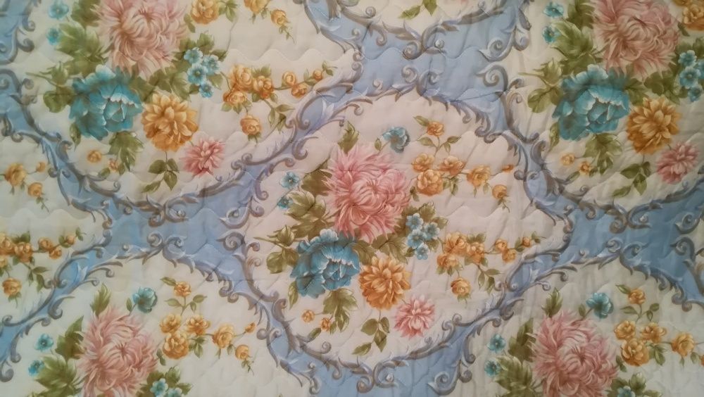 покрывало красивое