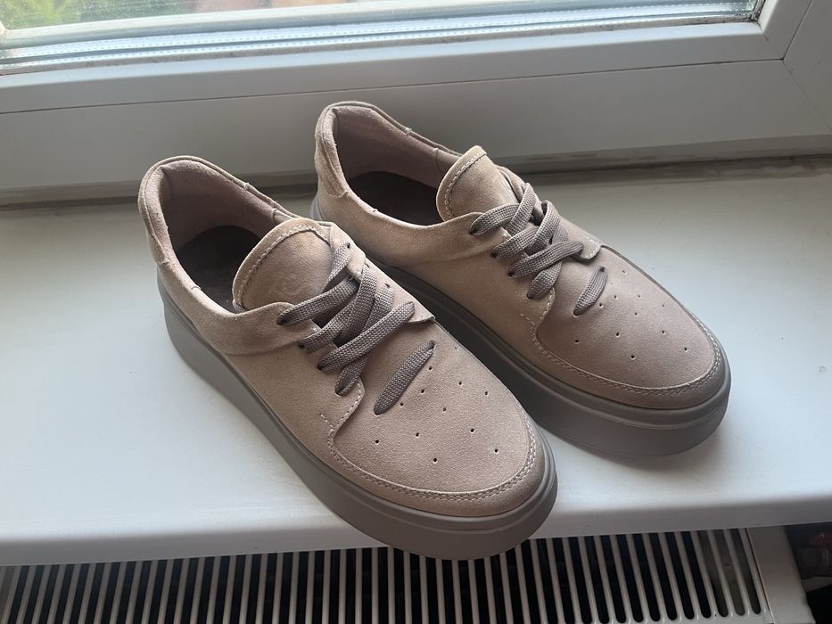 Кеди із замшу на високій підошві, трендові кеди