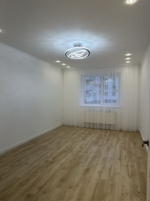 3-х кім вул. Національної Гвардії (МЖК) Паркове містечко