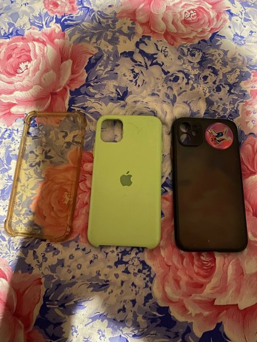 Продам айфон 11/64