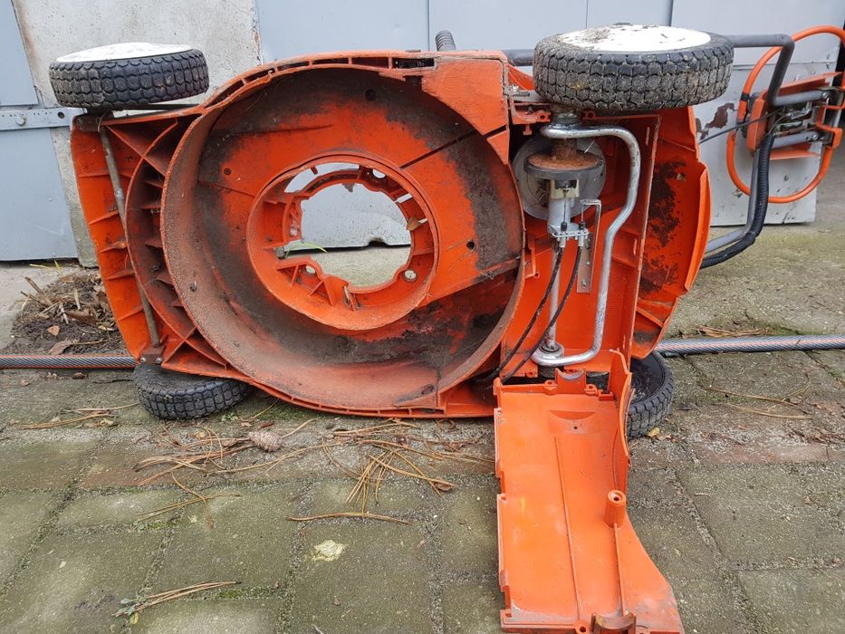 Husqvarna Royal podwozie laweta kosiarki