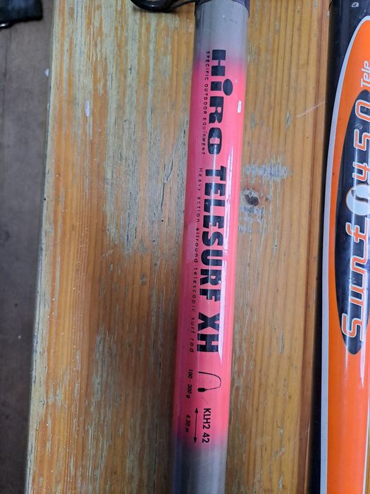 Duas canas pesca telescopicas