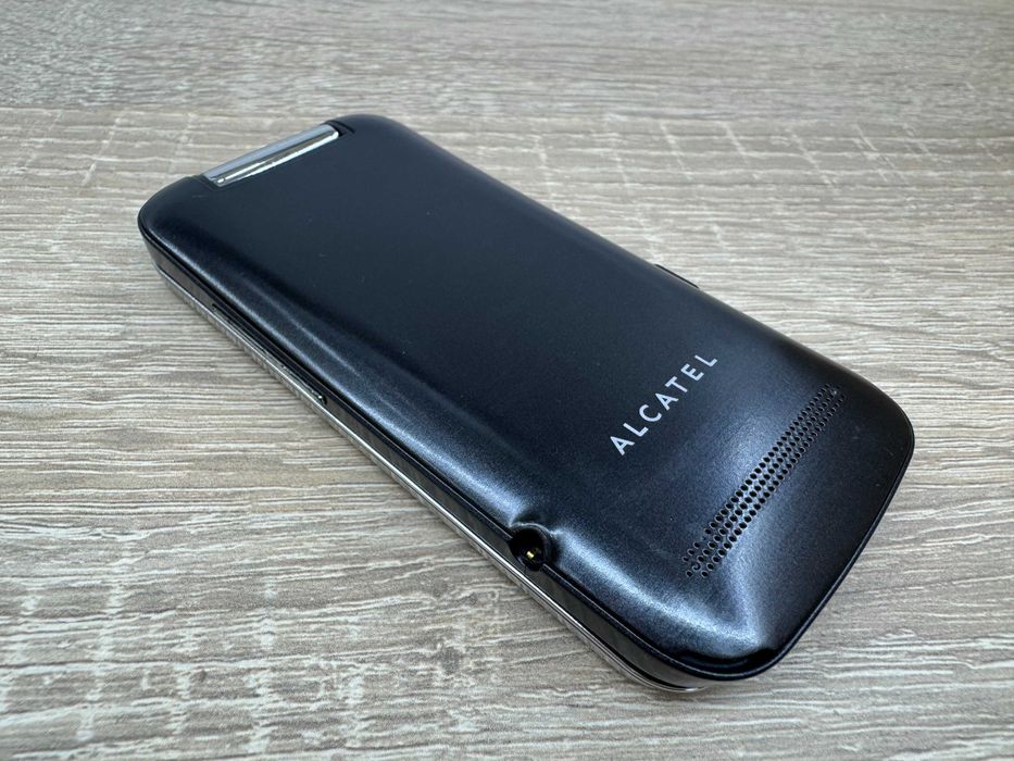 Telefon komórkowy Alcatel 2010 64 MB / 128 MB 2G czarny
